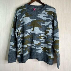 Vince Camuto Women’s Oversized Acrylic Blend Camouflage Pullover Sweater Large